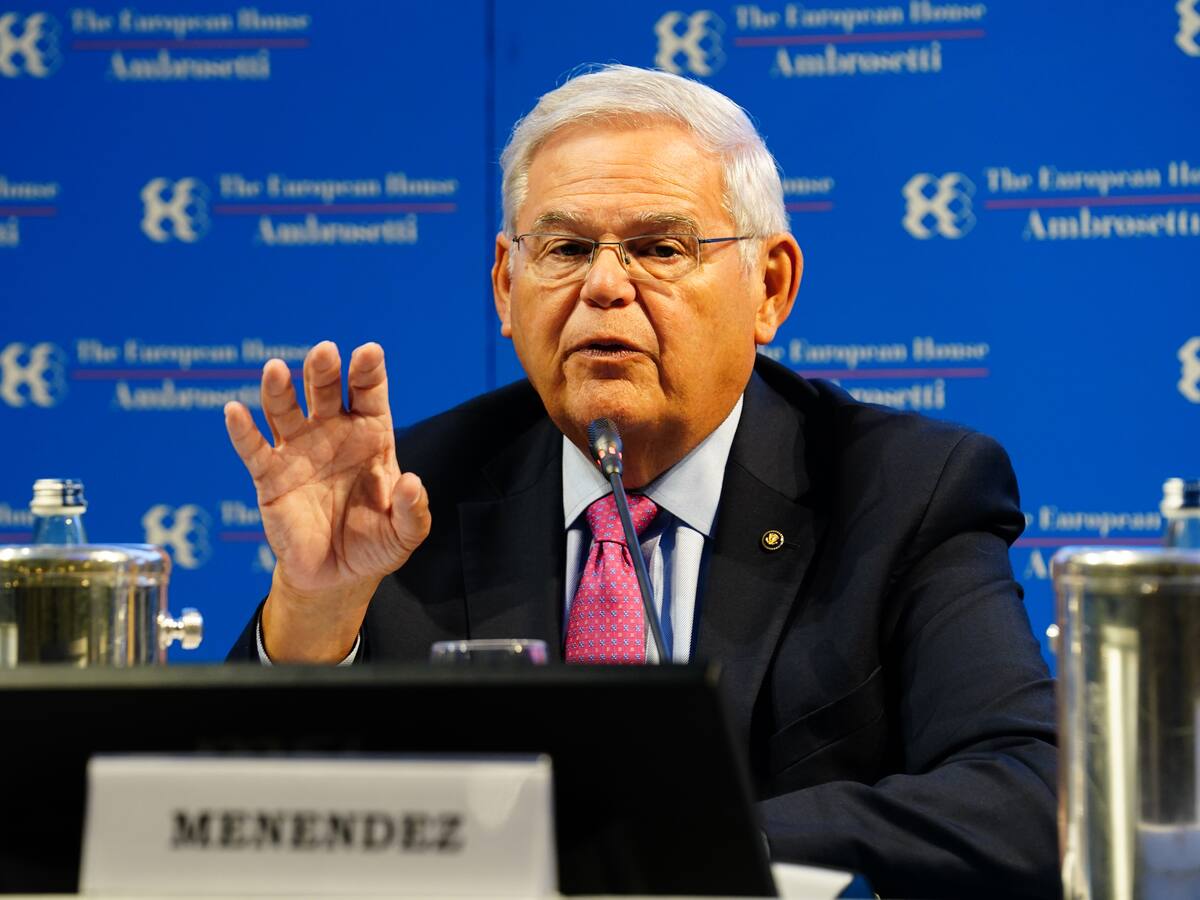 No se tomó en cuenta su humanidad: Bob Menendez sobre migrantes en Martha’s Vineyard