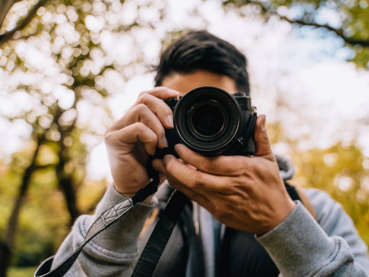 Así es el proyecto de François Brunelle: fotografiar personas desconocidas que se parezcan