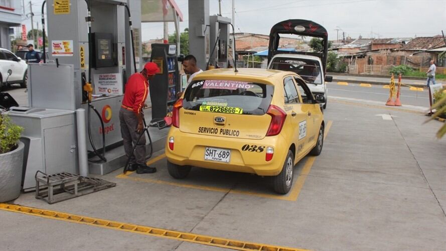 No venderán más combustible a vehículos particulares y motocicletas en Popayán. Foto: Alcaldía