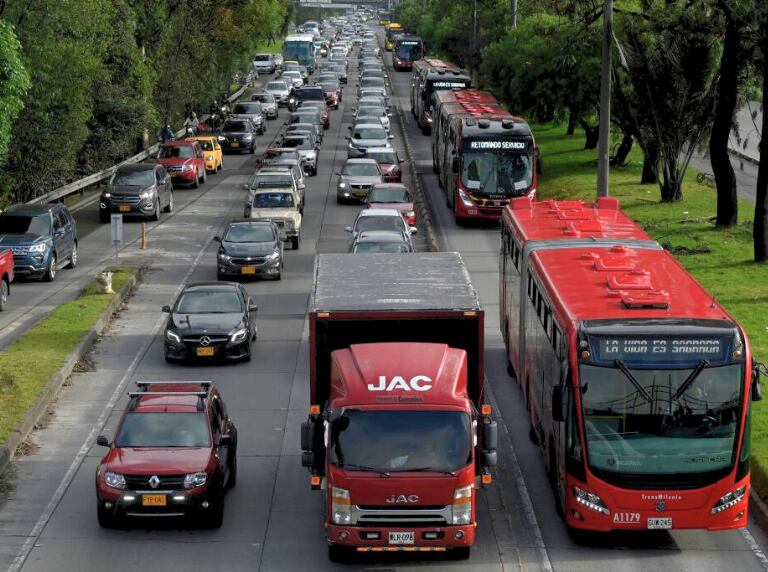 Autopista Norte con tráfico en Bogotá (Getty Images)