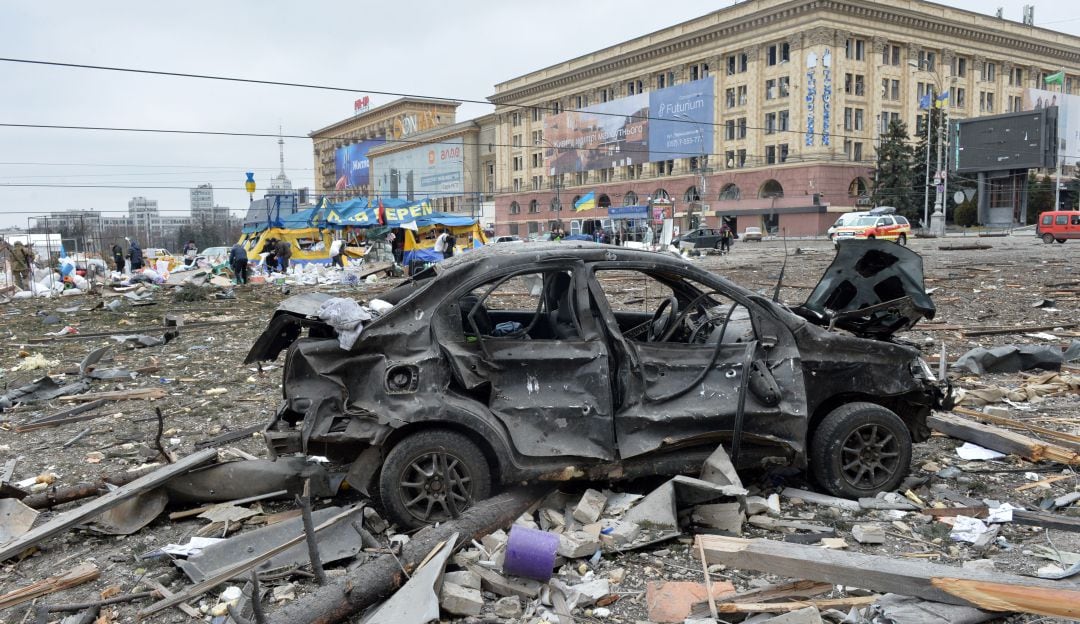 Resultado de los bombardeos en el centro de Jarkov. Foto: Getty Images