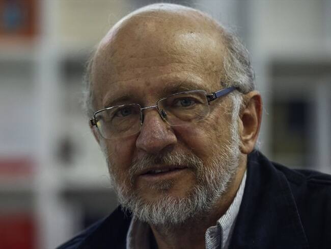 Cuando al Pibe lo llaman a jugar, él va: Daniel Samper Pizano sobre 'Los Danieles'