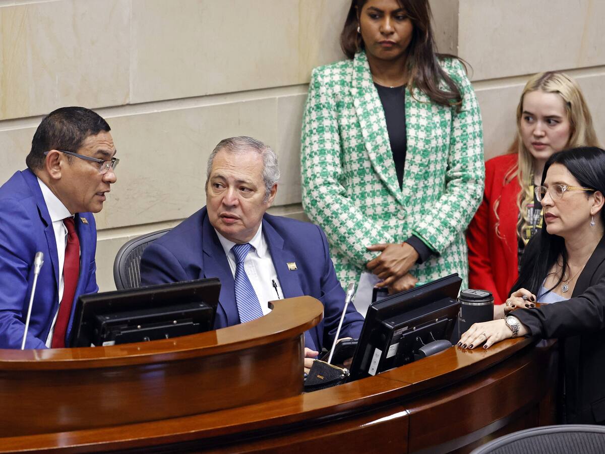 “No recibí dineros ilícitos”: Iván Name se defiende de acusaciones de corrupción