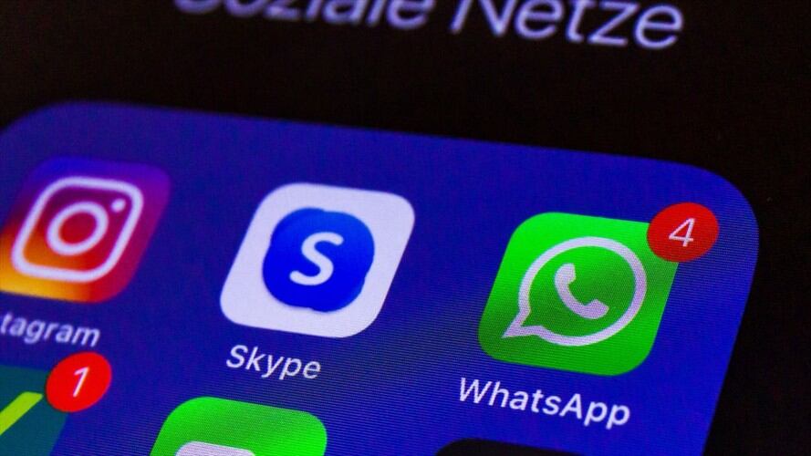 La aplicación de mensajería incluye una herramienta para poder hacer este tipo de llamadas.. Foto: Getty Images