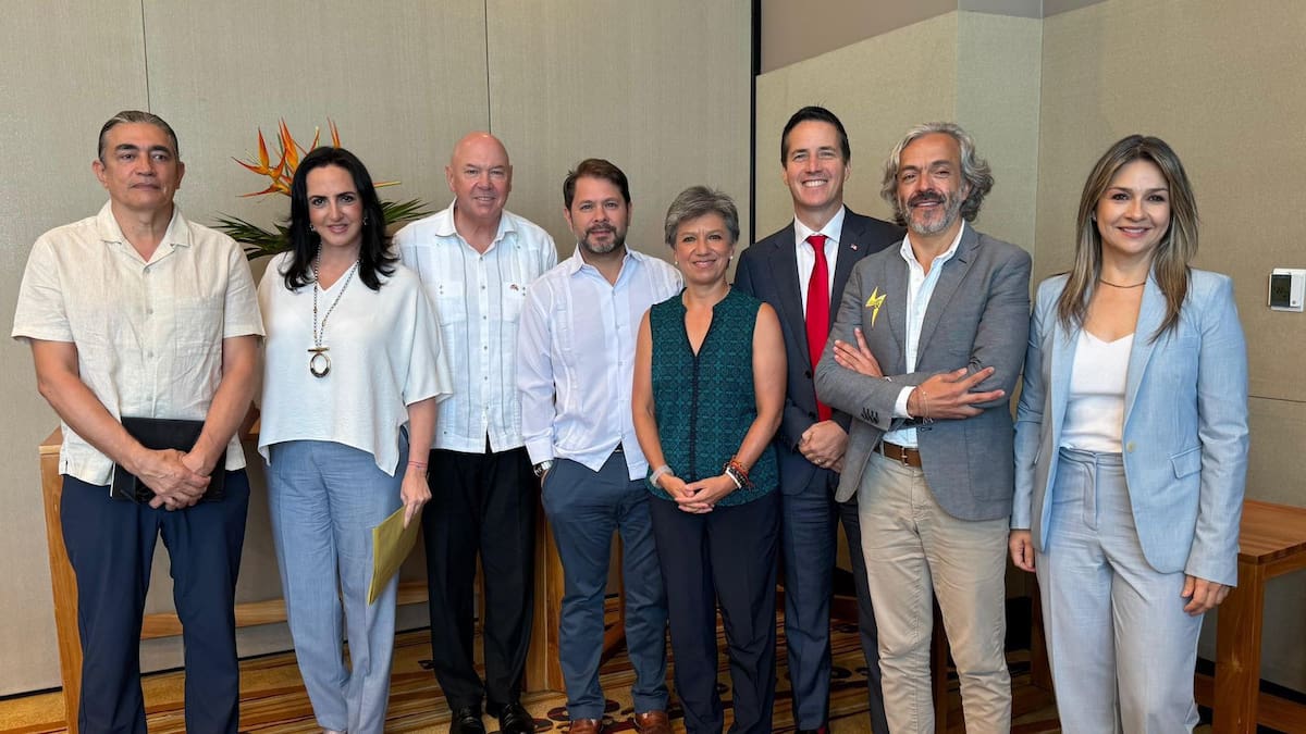 Precandidatos presidenciales se reunieron con delegación de EE.UU. en Cartagena