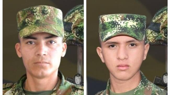 Los uniformados, impactados por el rayo, fueron identificados como David Estivens Díaz Lozano y Cristian Stiven Rivera Muñoz. . Foto: Cortesía Ejército Nacional