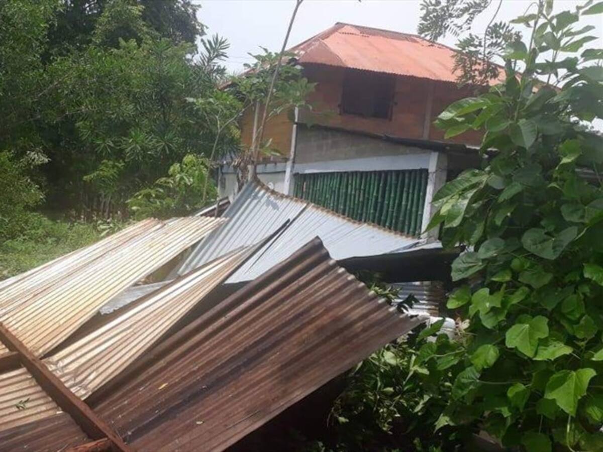 Más de 100 viviendas destechadas deja vendaval en Córdoba