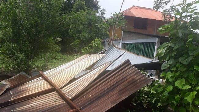 El reporte es de más de 100 casas afectadas,para lo cual ya se está organizando la entrega de zinc, eternit y madera a las familias que quedaron sin techo", precisa un comunicado de la administración.. Foto: Cortesia