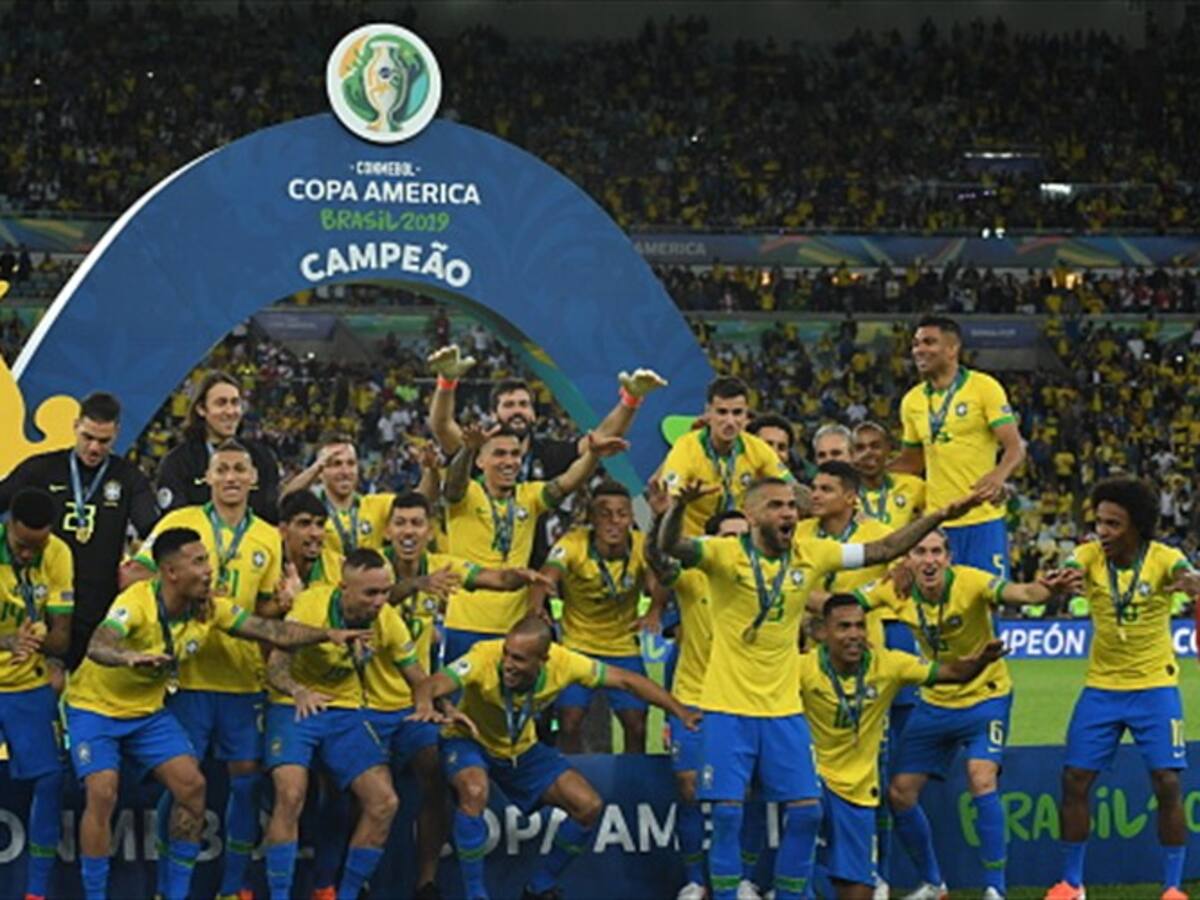 Brasil necesita un medio campo más dominante: Paulo Vinicius Coelo