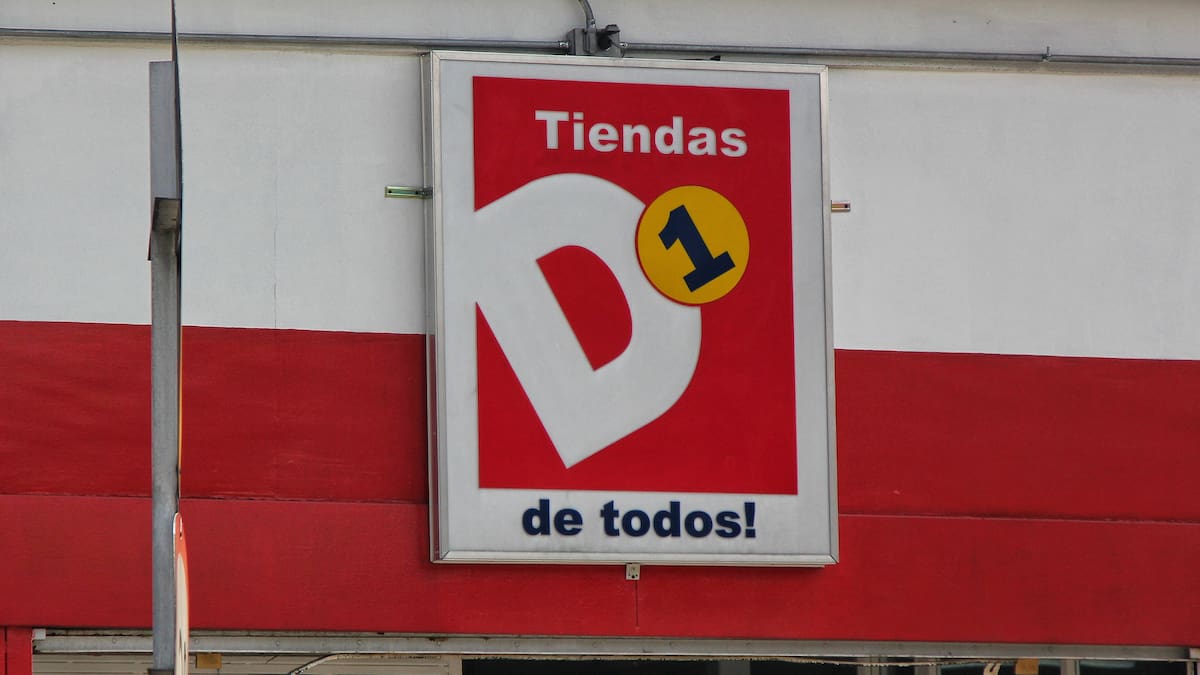Tiendas D1 ahora venderá ropa