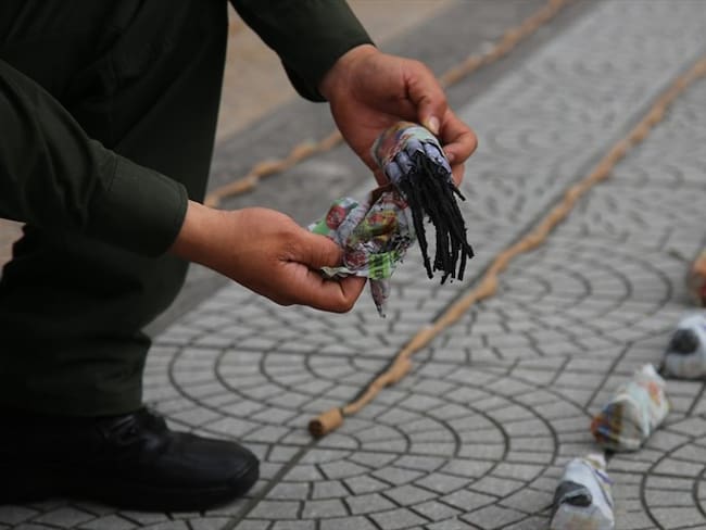 Gracias a la denuncia de un ciudadano, se determinó en qué sitio se estaban almacenando y comercializando artefactos pirotécnicos y explosivos. Foto: Policía Nacional