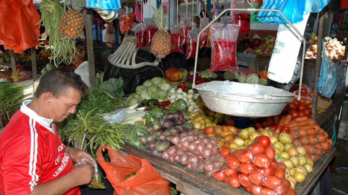 Comerciantes de Barranquilla alistan cierre de negocios para salir a marchar este 24 de febrero