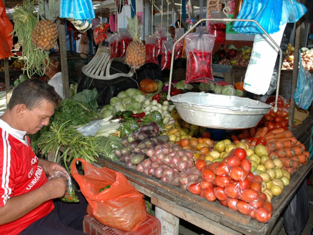 Comerciantes de Barranquilla alistan cierre de negocios para salir a marchar este 24 de febrero