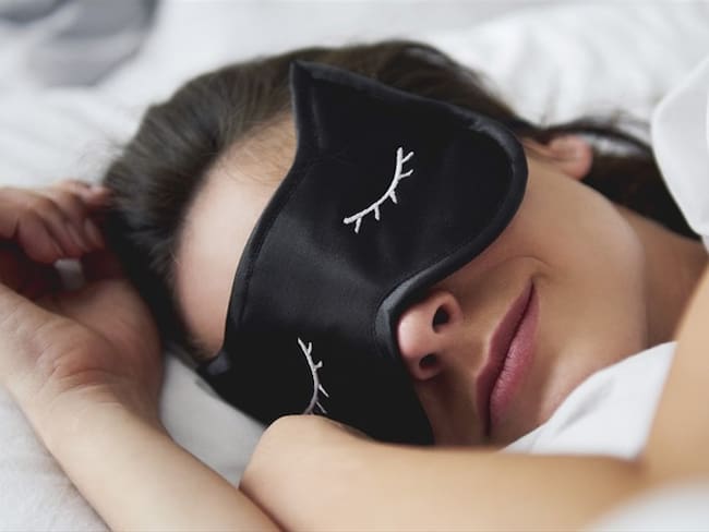 Dormir menos de siete horas puede acrecentar las ganas de comer durante el día.. Foto: Getty Images