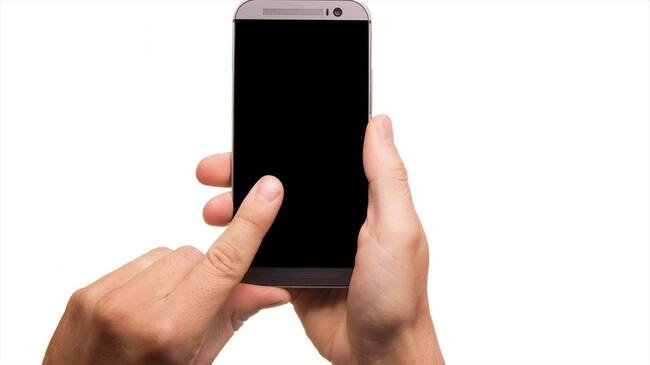 Niño de 11 años llamó a emergencias luego de que su madre de desmayara. Foto: Pixabay