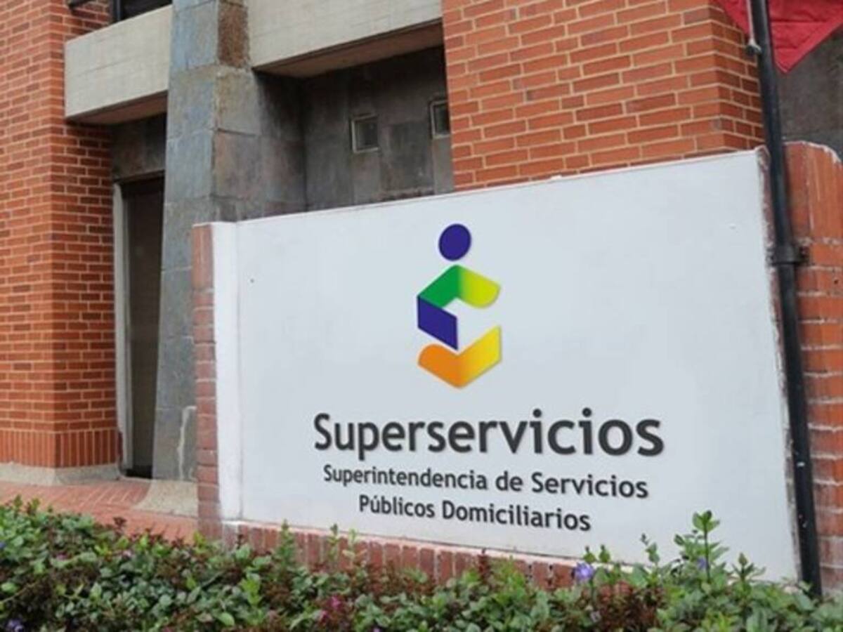 Superservicios posesionó nuevo agente interventor para la empresa de energía Air-e