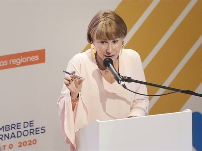 Alicia Arango señaló que se tendrá en cuenta a las juntas de acción comunal, líderes sociales, indígenas, afros y comunidades religiosas, para la entrega de las ayudas. Foto: Colprensa