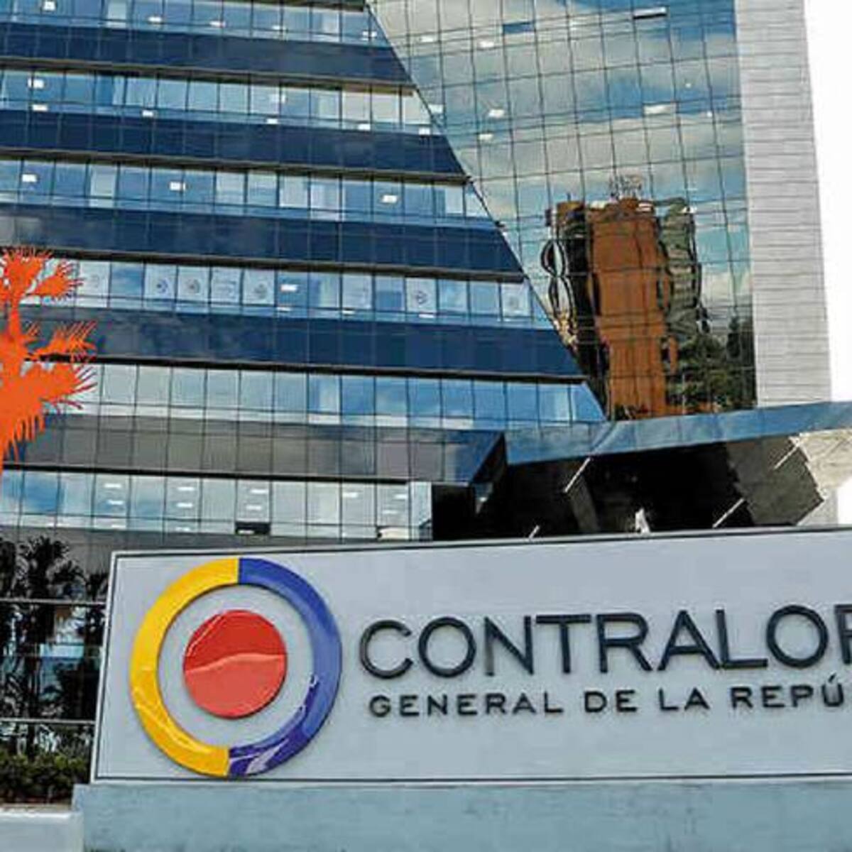 Excongresistas cuestionan proceso de elección del nuevo contralor general