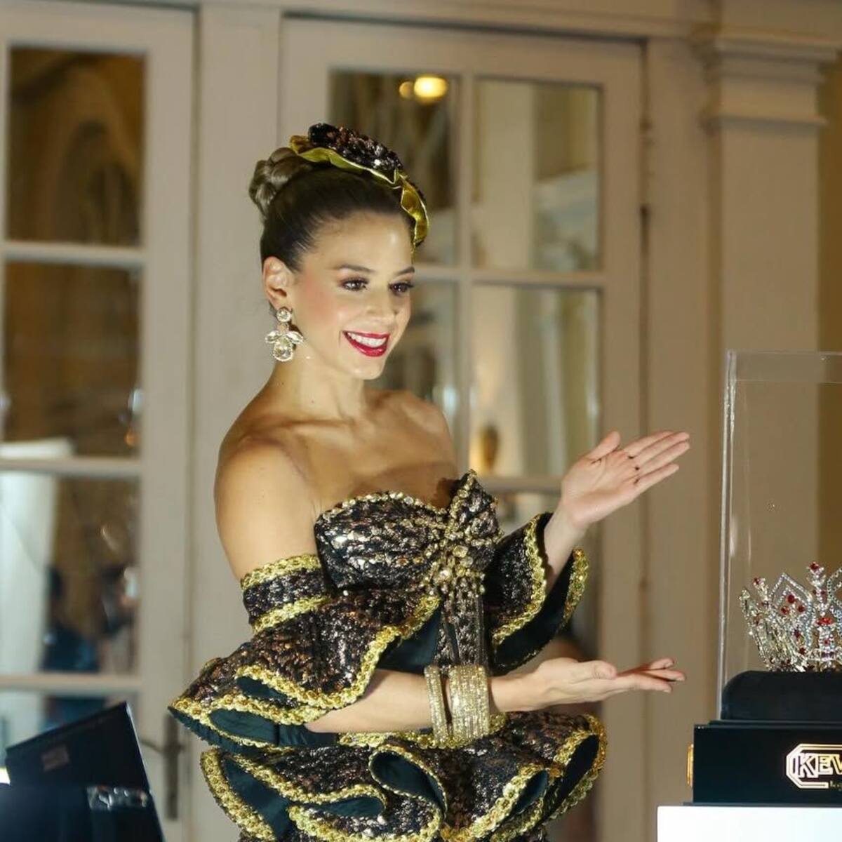 Reina del Carnaval de Barranquilla recibió su corona, previo al inicio de la fiestas