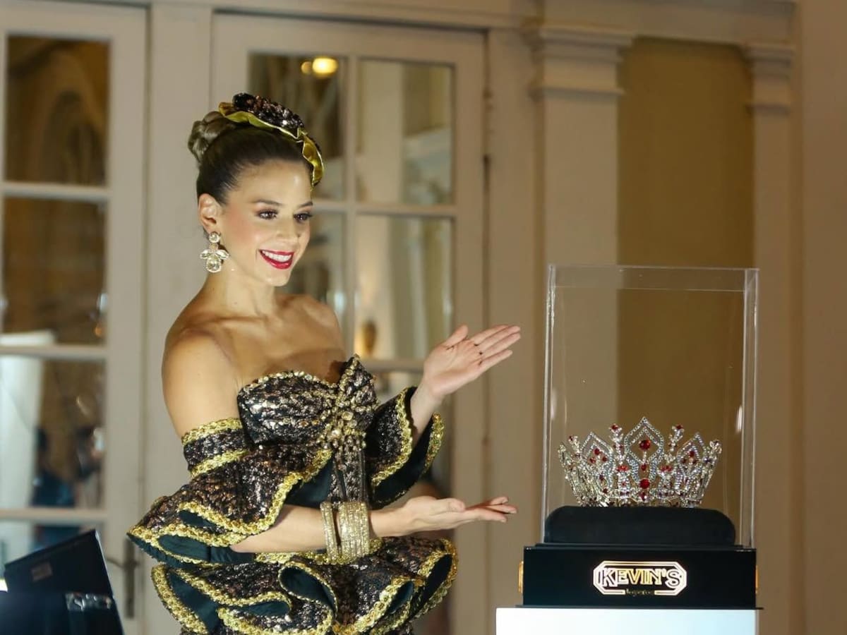 Reina del Carnaval de Barranquilla recibió su corona, previo al inicio de la fiestas