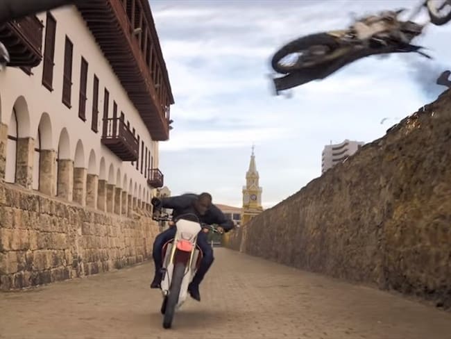 La Torre del Reloj y las murallas son algunos de los emblemáticos lugares de la capital de Bolívar se aprecian en el tráiler. Foto: Tomada del video.