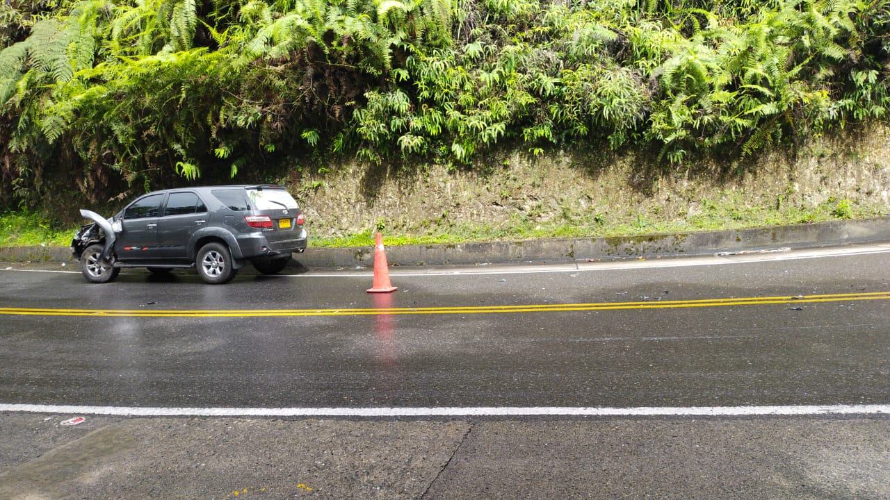 Por accidente de tránsito, candidato a la Gobernación de Santander recibe atención médica. Foto: Suministrada