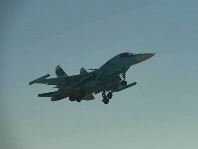 Caza Su-34 ruso. I Foto: Russian Defense Ministry / Handout/Anadolu via Getty Images.