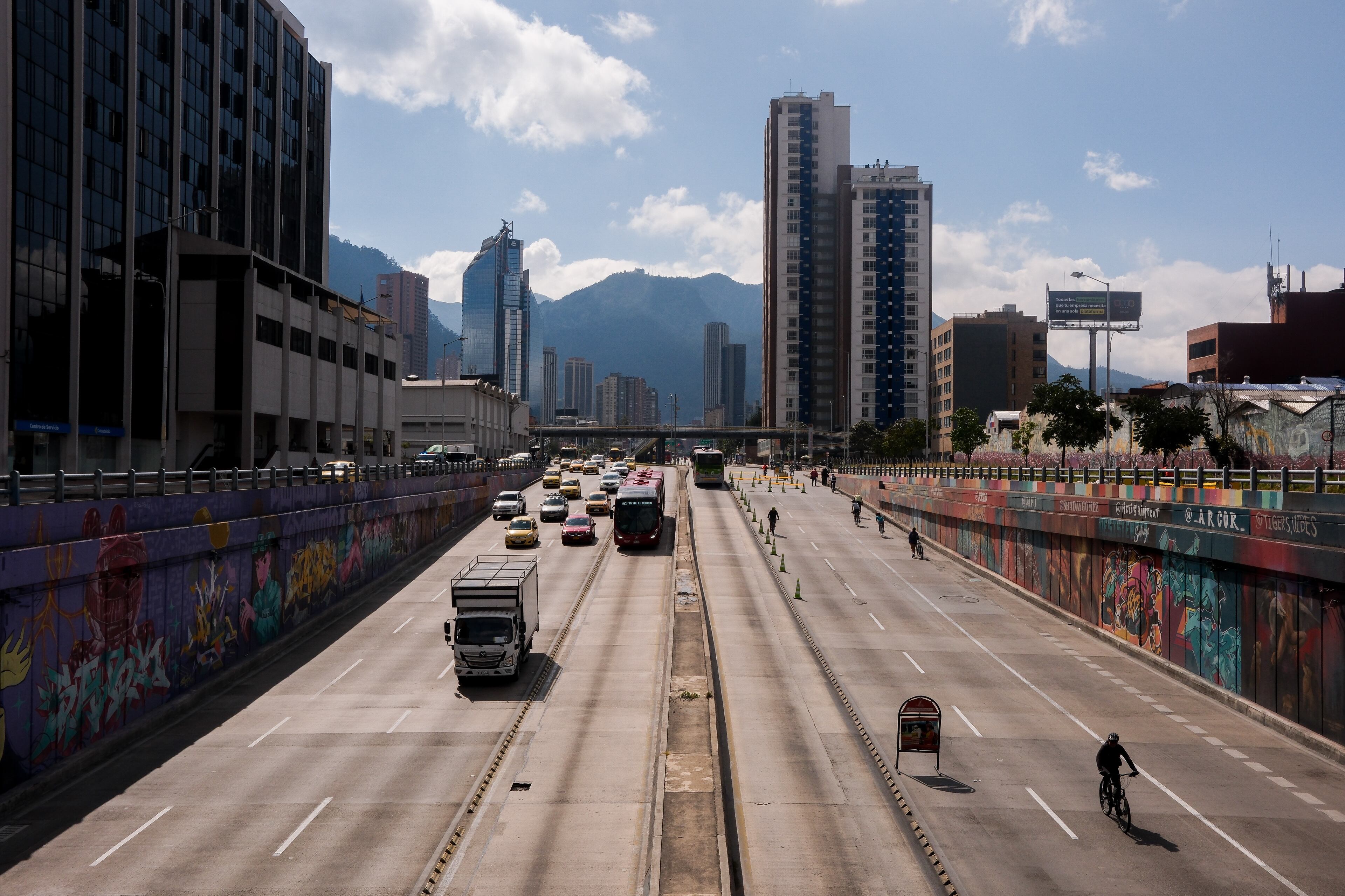 Bogotá. Febrero 01 de 2024. Jornada de día sin carro y sin moto en Bogotá. (Colprensa - Mariano Vimos)