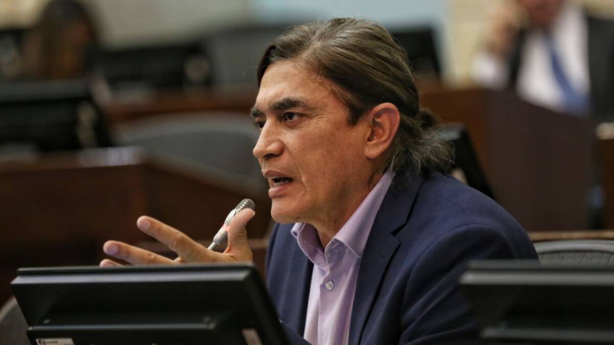 Las condiciones para ser candidato a la Alcaldía de Bogotá no están dadas: Bolívar