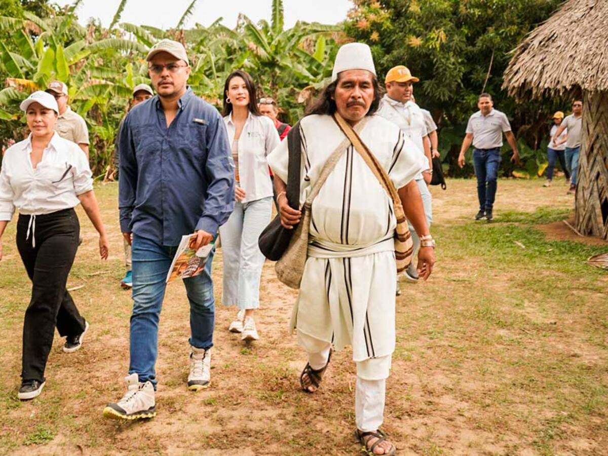 Gobierno entregará más de 1.000 hectáreas de tierra a resguardo arahuaco de la Sierra Nevada