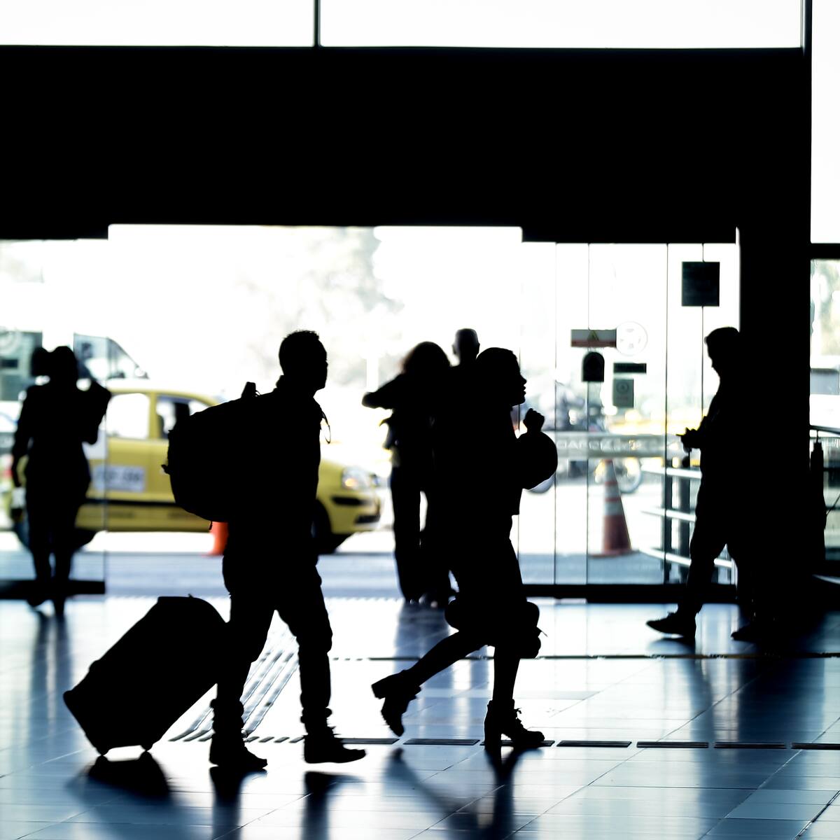 Ojo viajeros: por problemas eléctricos habrá demoras en los procesos de Migración