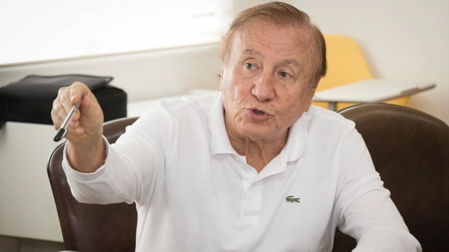 El precandidato presidencial, Rodolfo Hernández, anunció que no hará alianzas con otros aspirantes. Foto: Alcaldía de Bucaramanga