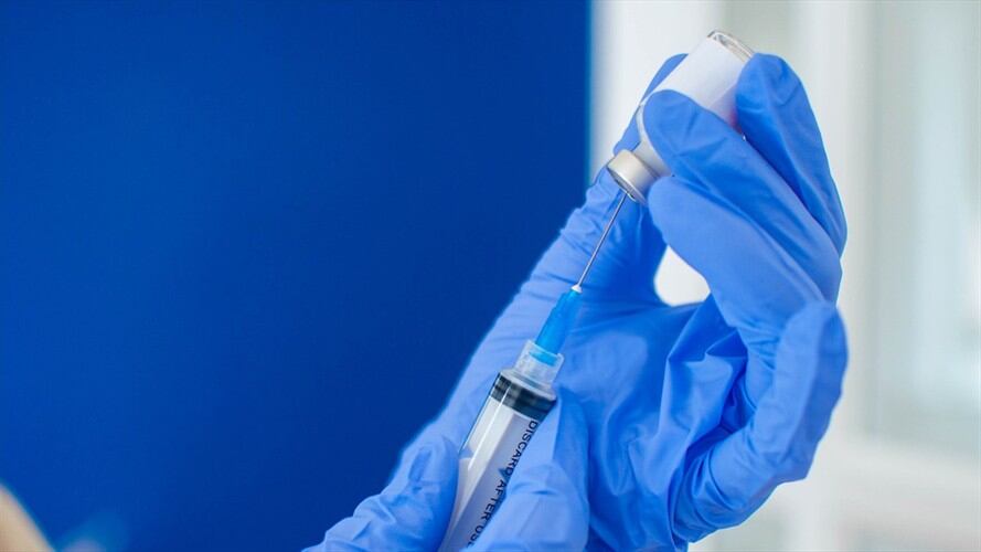 Ordena al Minsalud aplicar a segunda dosis de la vacuna de Pfizer a los 21 días. Foto: Colprensa