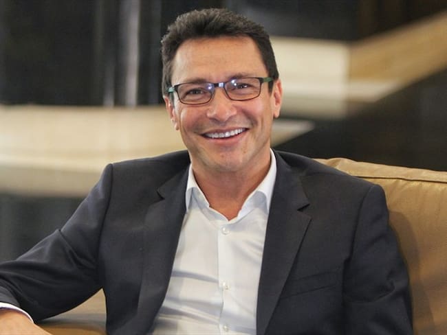 Estoy de acuerdo con un diálogo nacional y luego llevarlo a consulta: Carlos Caicedo