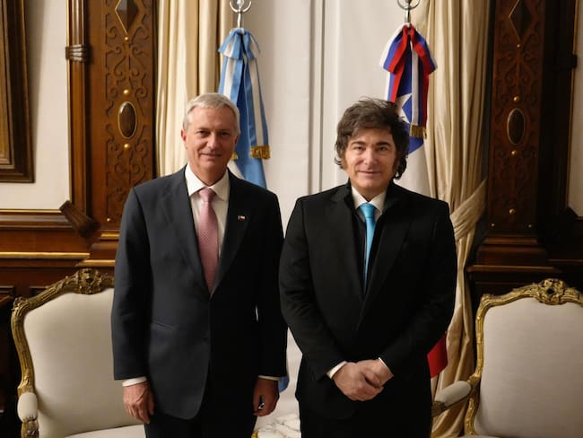 El presidente electo de Chile, José Antonio Kast, y el presidente de Argentina, Javier Milei. FOTO: @OPRArgentina/X