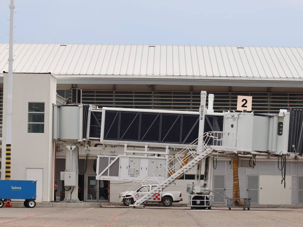 Finalizó el mantenimiento de los cinco puentes de abordaje del aeropuerto Simón Bolívar