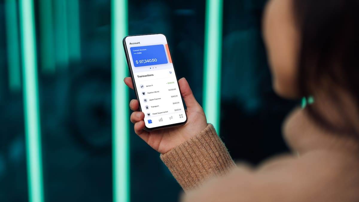 ¿Qué tan seguro es usar apps de bancos en el celular? Esto dicen los expertos
