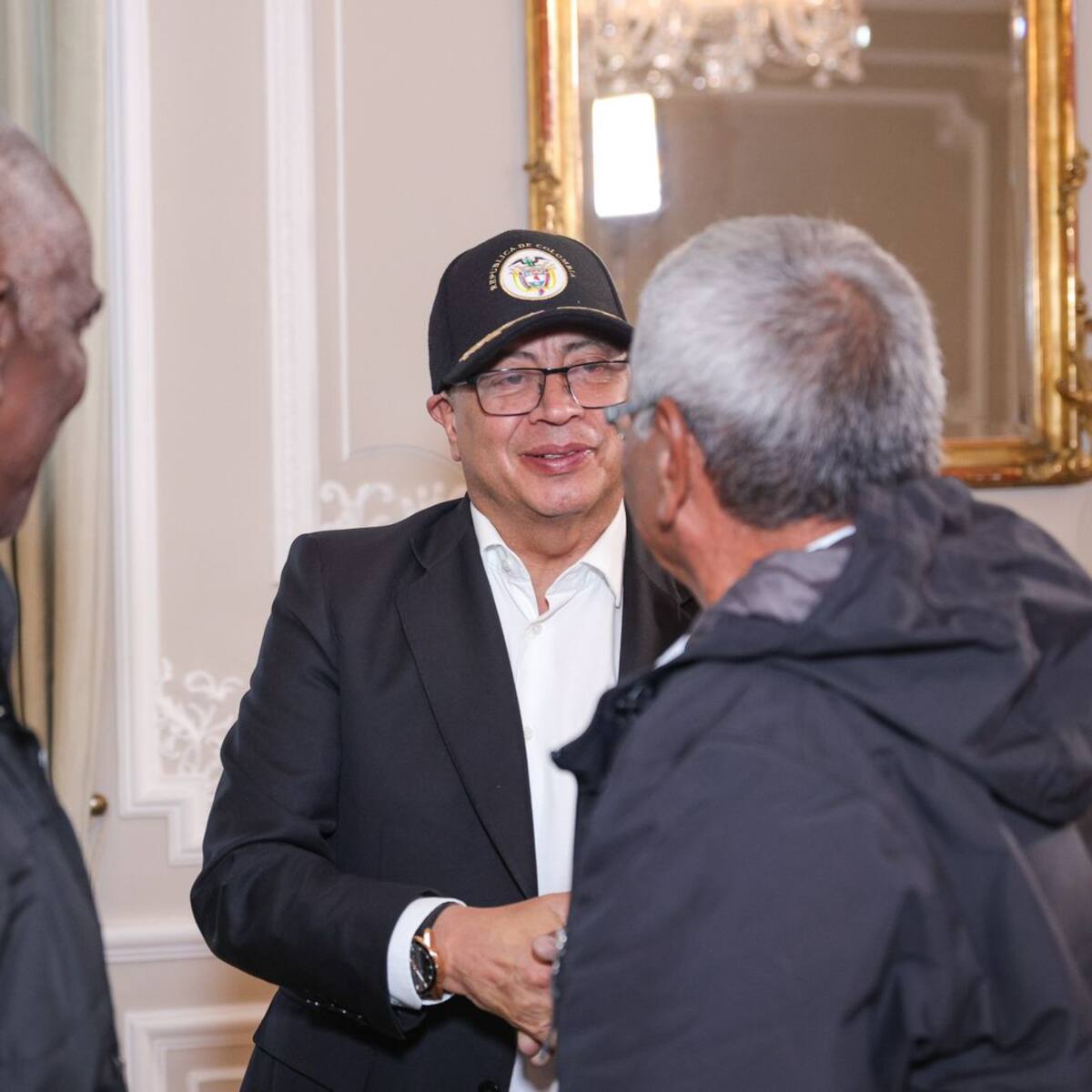 La última moda del presidente Gustavo Petro: usar cachucha para todos los eventos