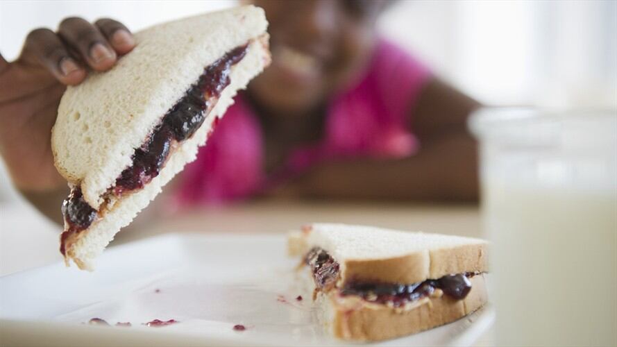 130.000 estudiantes de los 82 municipios no certificados de Santander solo recibieron un 31% de alimentación del PAE. Foto: Getty Images