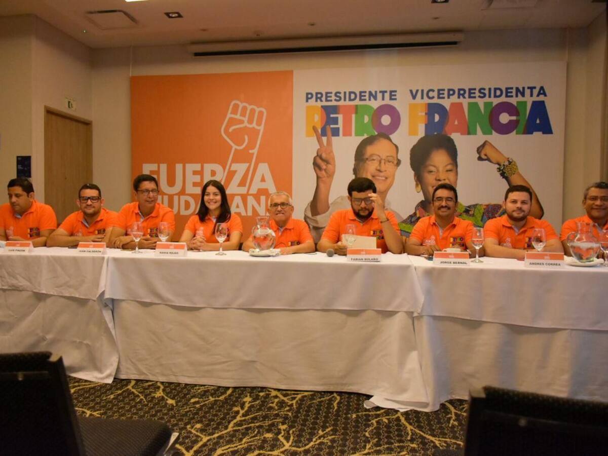 Diputados del Magdalena rechazan renuncia de funcionarios de la Gobernación para irse con Petro