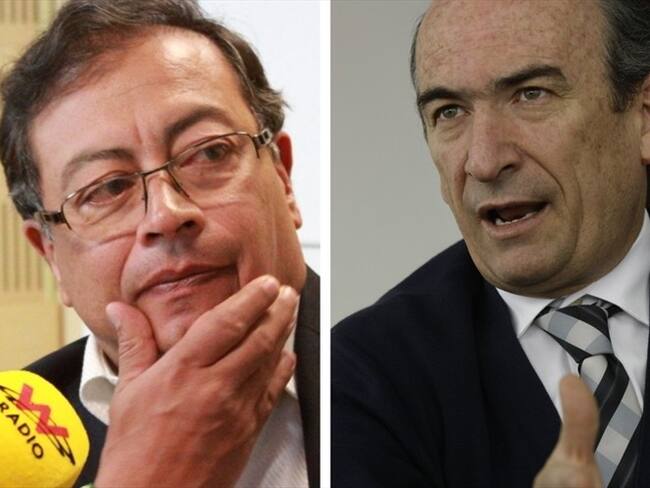 Gustavo Petro revela documentos que le habría entregado Jorge Enrique Pizano. Foto: Colprensa
