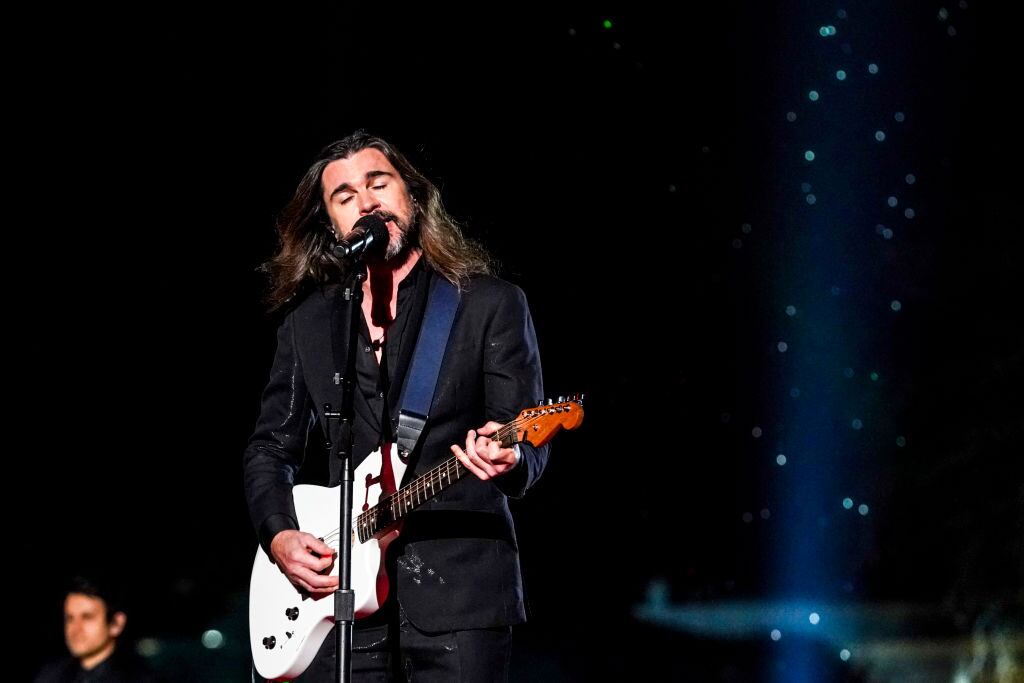 WASHINGTON - DECEMBER 2: Rock and Roll Hall of Fame inductee LL COOL J will ring in the holiday season as host of THE NATIONAL CHRISTMAS TREE LIGHTING, which will be broadcast for the first time on the CBS Television Network, Sunday, Dec. 5 (8:30-9:30 PM, ET/8:00-9:00 PM, PT). Pictured: Juanes (Photo by Mary Kouw/CBS via Getty Images)