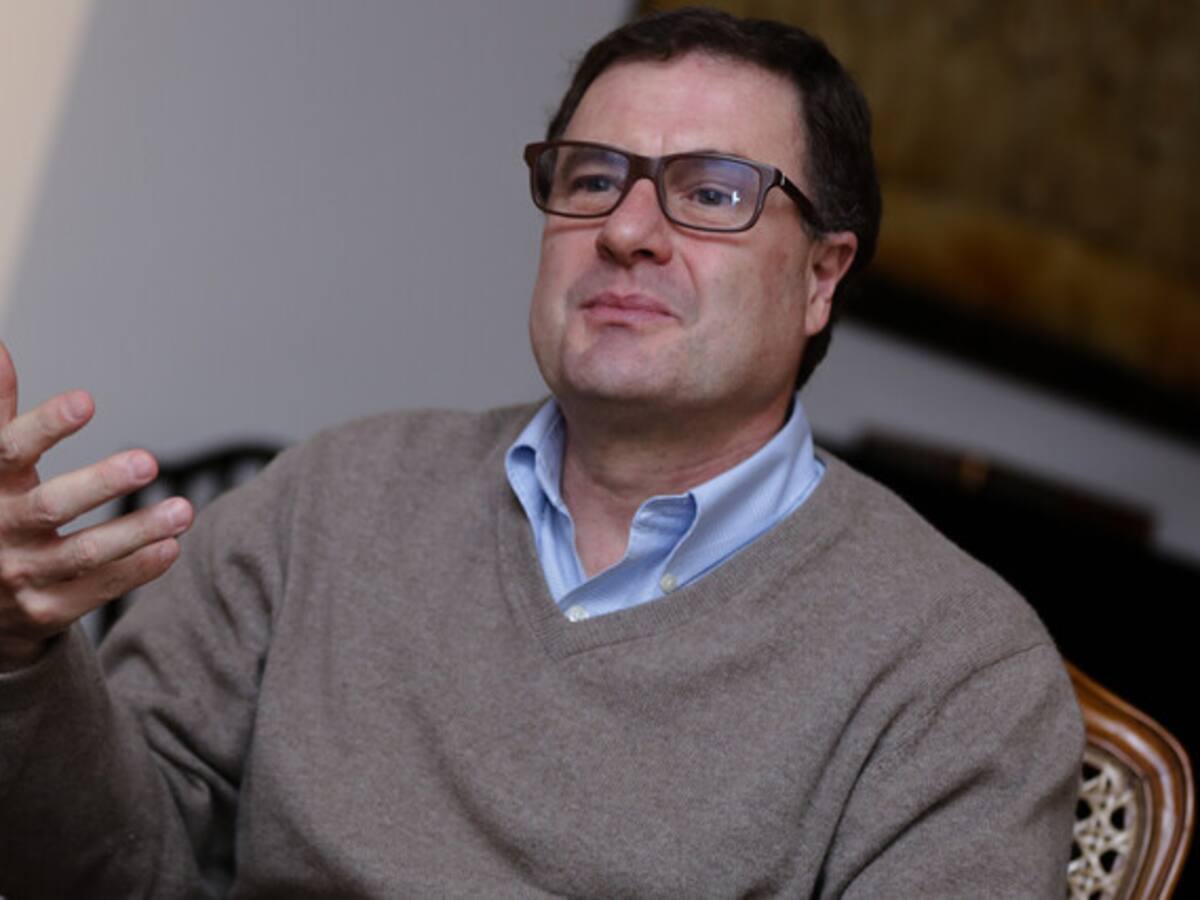 Fiscalía imputó cargos a Luis Fernando Andrade y otros ocho exfuncionarios de la ANI