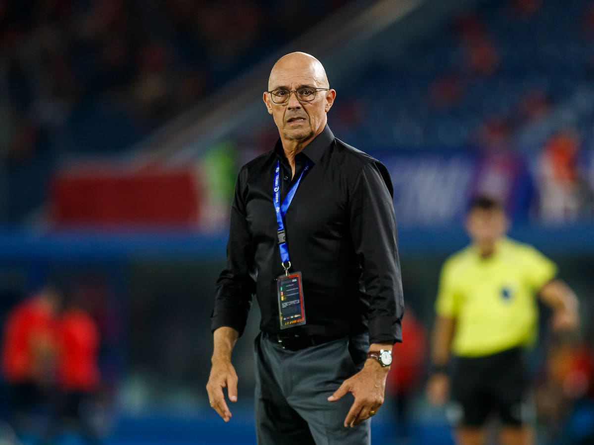 ¿Decisiones certeras en Junior? Reunión de Alfredo Arias con Fuad Char, tras caída en Libertadores