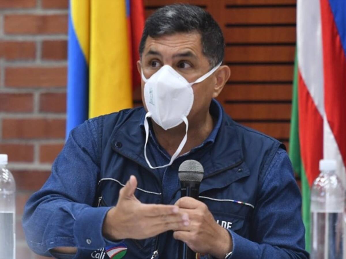 Alcalde de Cali pide a Minsalud autorización para vacunar mayores de 60 contra COVID-19