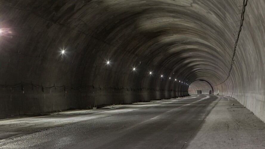 Invías lanzó dos iniciativas para la entrega del Túnel de la línea. Foto: Colprensa