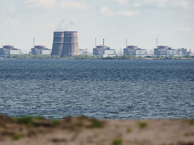 Vista de la planta nuclear de Zaporiyia, Ucrania. (Photo by Ed JONES / AFP) (Photo by ED JONES/AFP via Getty Images)