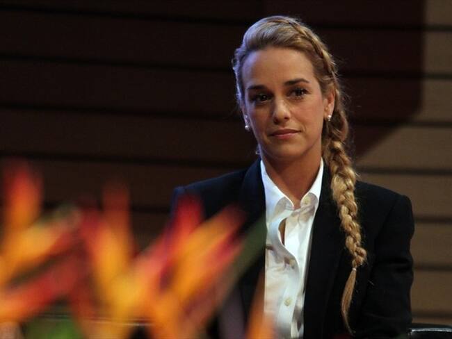Lilian Tintori afirmó, por equivocación, que paramilitares ayudaron en Venezuela. Foto: Colprensa