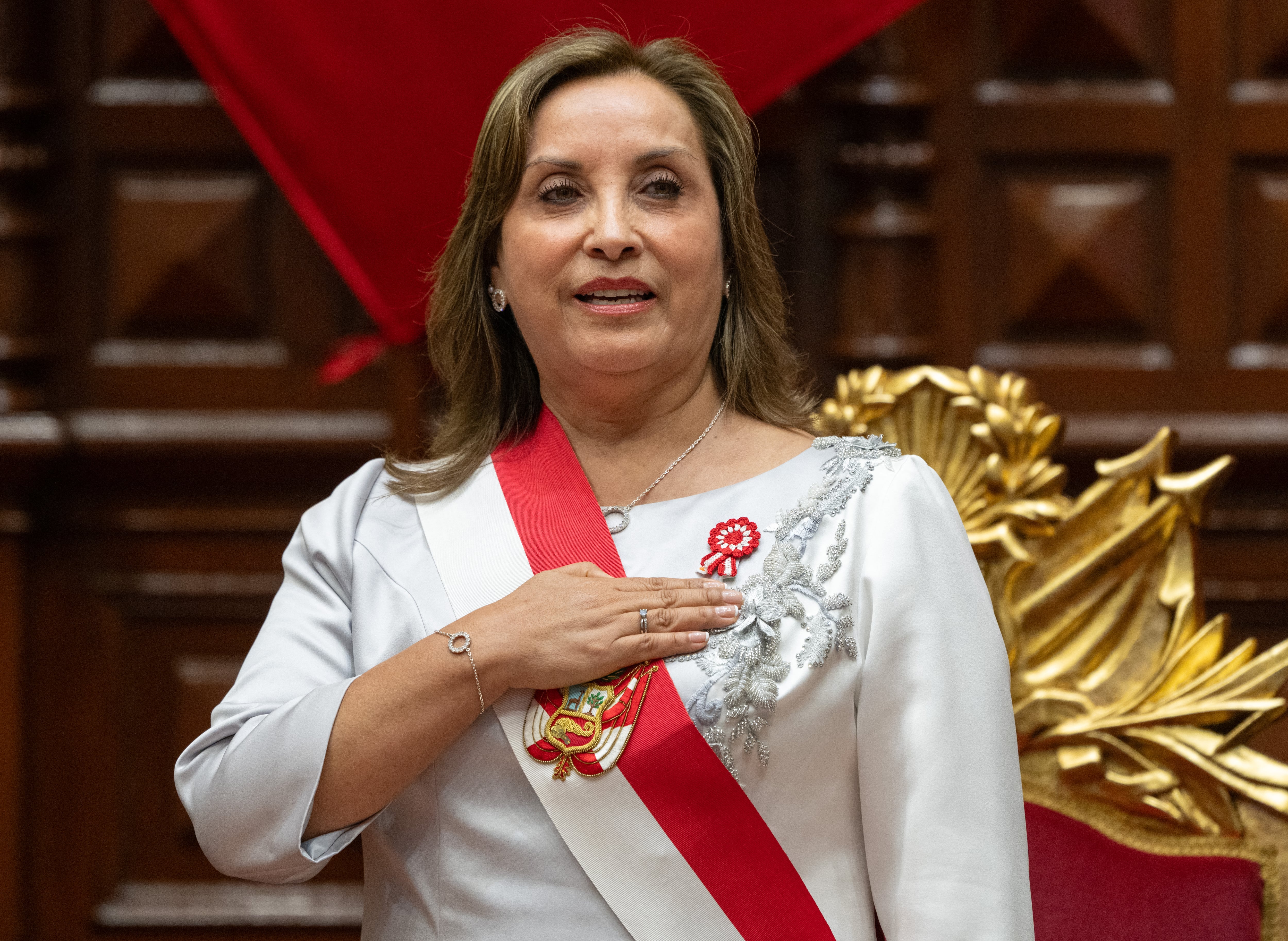 La presidenta del Perú, Dina Boluarte en junio de 2024. FOTO: CRIS BOURONCLE/POOL/AFP via Getty Images)