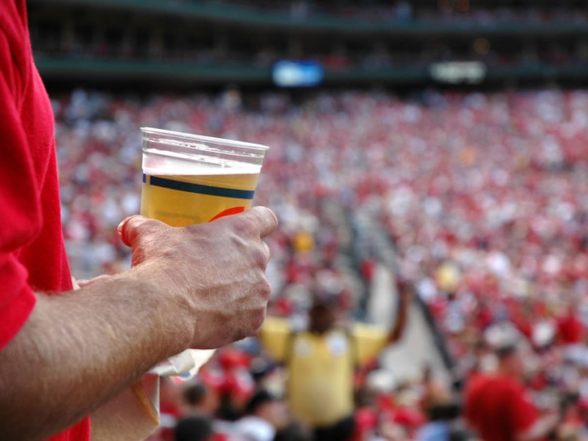 Qatar prohíbe venta de bebidas alcohólicas en los estadios a dos días del Mundial
